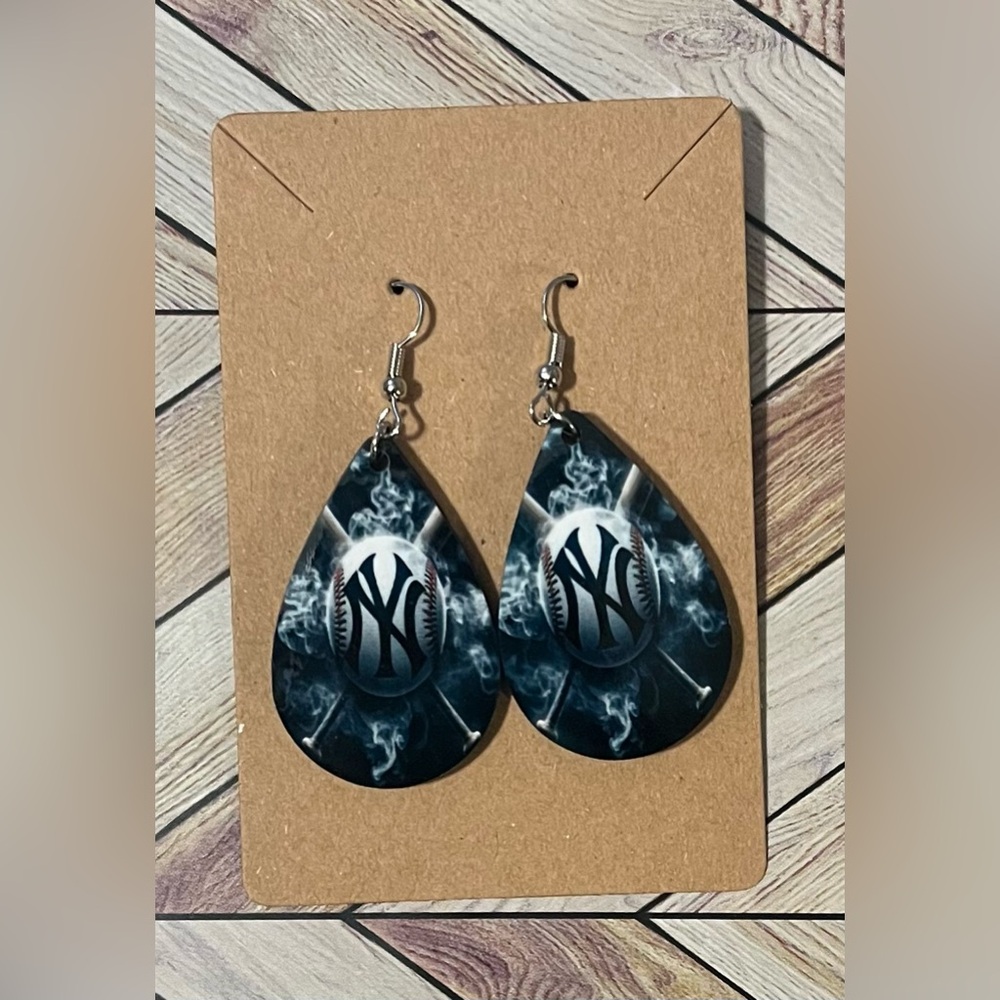 Tear drop earring